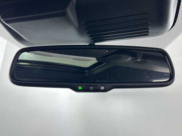 三菱 アウトランダー ＰＨＥＶ P 佐賀県 2023(令5)年 2.2万km ブラックダイヤモンド 純正９インチナビ/フルセグ/Bluetooth/全方位カメラ/サンルーフ/BOSEサウンド/マイパイロット/レーダークルーズコントロール/レーンアシスト/パーキングソナー/ETC/運転席パワーシート/運転席シートメモリー/ステアリングヒーター/運転席・助手席・2列目シートヒーター/電動リアゲート/純正フロアマット/純正20インチアルミホイール