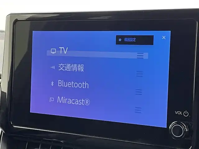 トヨタ カローラツーリング ハイブリッド ダブルバイビー 福岡県 2022(令4)年 1.5万km アティチュードブラックマイカ 純正ディスプレイオーディオ（ＢＴ，フルセグＴＶ）　/バックカメラ　/ビルトインＥＴＣ　/ＡＣＣ　/コーナーセンサー　/衝突軽減ブレーキ　/レーンキープ　/ＢＳＭ　/ＰＫＳＢ　/ＲＣＴＡ　/ハーフレザー　/純正１７インチＡＷ