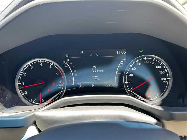 トヨタ ランドクルーザー ZX 和歌山県 2022(令4)年 4.2万km ブラック 純正ナビ/＜フルセグTV/FM/AM/CD/DVD/Bluetooth＞/サンルーフ/MODELLISTAエアロ/　・フロントスポイラー/　・フェンダーガーニッシュ/　・リヤスタイリングキット/　・リヤスポイラー/　・リヤバンパーステップガード/リアエンターテイメントシステム/JBL/全方位カメラ/ベージュ革シート/シルバールーフレール/クールボックス/シートヒーター・エアシート/電動リアゲート/ブラインドスポットモニター/レーダークルーズ/電動デフロック/スペアタイヤ