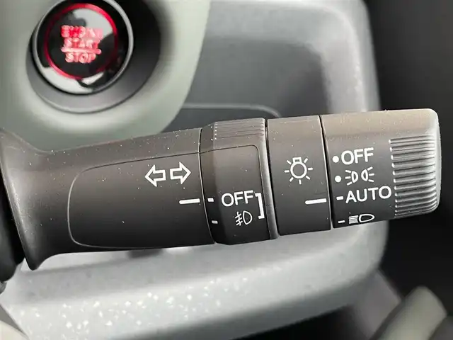 ホンダ フリード クロスター 兵庫県 2025(令7)年 0.1万km未満 ベージュ 登録済未使用車/両側パワースライドドア/衝突軽減ブレーキ/コーナーセンサー/ブラインドスポットモニター/ハーフレザーシート/前席シートヒーター/電動パーキングブレーキ/オートホールド/ステアリングリモコン/革巻きステアリング/スマートキー/スペアキー/純正アルミ15インチ