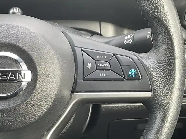 日産 セレナ ハイウェイスター Vセレクション 道央・札幌 2018(平30)年 8.9万km ブリリアントホワイトパール ・４WD/・ワンオーナー/・衝突軽減ブレーキ/・純正ナビ/　CD＆DVD＆BT＆TV/・全方位カメラ/・バックカメラ/・フロントカメラ/・サイドカメラ/・両側パワースライドドア/・コーナーセンサー/・レーンキープアシスト/・パーキングアシスト/・プロパイロット/・デジタルインナーミラー/・アイドリングストップ/・プッシュスタート/・スマートキー/・オートエアコン/・オートライト/・ステアリングスイッチ/・純正フロアマット/・ドアバイザー/・ウィンカーミラー/・フォグライト/・LEDヘッドライト