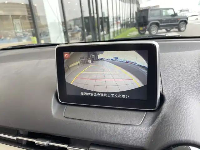マツダ デミオ XD ツーリング Lパッケージ 愛知県 2015(平27)年 5.5万km スノーフレイクホワイトパールマイカ ・純正７インチナビ/＜フルセグTV＞ /・バックカメラ/・クルーズコントロール/・パドルシフト/・ETC/・HUD/・BSM/・i-stop/・横滑り防止装置/・衝突被害軽減システム/・ABS/・ステアリングスイッチ/・スマートキー/・プッシュスタート/・ハーフレザーシート/・SRSエアバッグ（運転席/助手席/サイド）/・LEDヘッドランプ