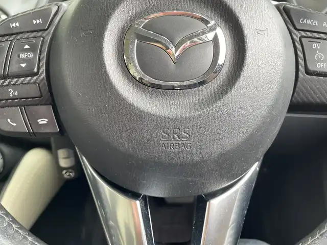 マツダ デミオ XD ツーリング Lパッケージ 愛知県 2015(平27)年 5.5万km スノーフレイクホワイトパールマイカ ・純正７インチナビ/＜フルセグTV＞ /・バックカメラ/・クルーズコントロール/・パドルシフト/・ETC/・HUD/・BSM/・i-stop/・横滑り防止装置/・衝突被害軽減システム/・ABS/・ステアリングスイッチ/・スマートキー/・プッシュスタート/・ハーフレザーシート/・SRSエアバッグ（運転席/助手席/サイド）/・LEDヘッドランプ