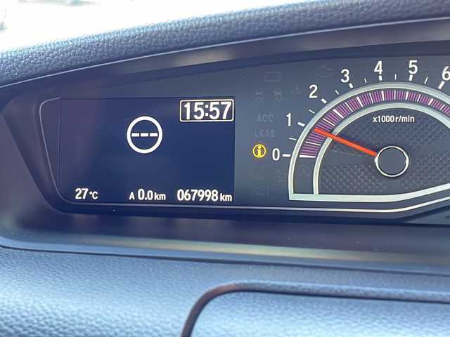 ホンダ Ｎ ＢＯＸ カスタム G L ホンダセンシング 青森県 2018(平30)年 6.8万km プラチナホワイトパール 4WD/純正8インチナビ・フルセグTV/CD・DVD・SD・Bluetooth/バックカメラ/片側パワースライドドア/前席シートヒーター/衝突軽減ブレーキ/誤発進抑制機能/レーンキープアシスト/追従クルーズコントロール/オートハイビーム/純正ビルトインETC/純正エンジンスターター/前方ドライブレコーダー/LEDヘッドライト/LEDフォグランプ/純正14インチアルミ/スマートキー/プッシュスタート