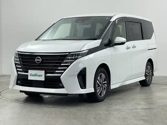 日産 セレナ e－パワー ハイウェイスター V 群馬県 2024(令6)年 3万km プリズムホワイト 純正１２．３型コネクトナビ　ＥＴＣ２．０　社外後席モニター　スマートルームミラー　プロパイロット　アラウンドビューモニター　両側パワースライドドア　純正アルミホイール　フルセグＴＶ　スマートキー　禁煙