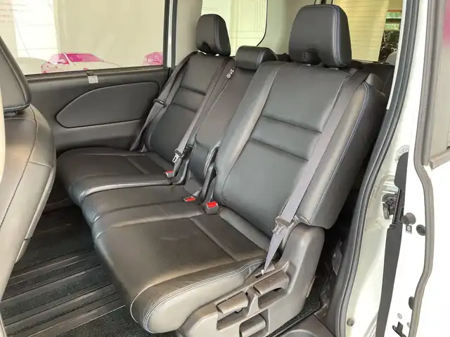 日産 セレナ オーテック スポーツスペック 埼玉県 2018(平30)年 5.7万km ブリリアントホワイトパール エマージェンシーブレーキ　/プロパイロット　/純正フリップダウンモニター　/純正9インチメモリナビ/　　CD/DVD/BT/フルセグ　/アラウンドビューモニター　/両側パワースライドドア　/LEDオートライト　/純正17インチアルミホイール/電子パーキング/インテリミラー/ステアリングスイッチ　/純正ETC