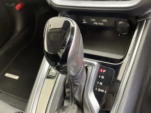 スバル レヴォーグ 1．8GT EX 鹿児島県 2021(令3)年 8.5万km シルバー 4WD/純正ナビ/(BT/AM/FM/フルセグTV)/アイサイト/ワンオーナー/全フルオートパワーウィンドウ/オートマチックハイビーム/バックカメラ/サイドカメラ/前後コーナーセンサー/前席シートヒーター/運転席パワーシート/ブラインドスポットモニター/アイドリングストップ/ビルトインETC/パドルシフト/純正LEDヘッドライト/純正フロアマット/4WD/保証書/取扱説明書