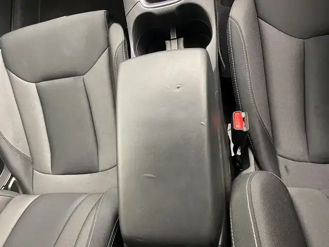 スバル レヴォーグ 1．8GT EX 鹿児島県 2021(令3)年 8.5万km シルバー 4WD/純正ナビ/(BT/AM/FM/フルセグTV)/アイサイト/ワンオーナー/全フルオートパワーウィンドウ/オートマチックハイビーム/バックカメラ/サイドカメラ/前後コーナーセンサー/前席シートヒーター/運転席パワーシート/ブラインドスポットモニター/アイドリングストップ/ビルトインETC/パドルシフト/純正LEDヘッドライト/純正フロアマット/4WD/保証書/取扱説明書
