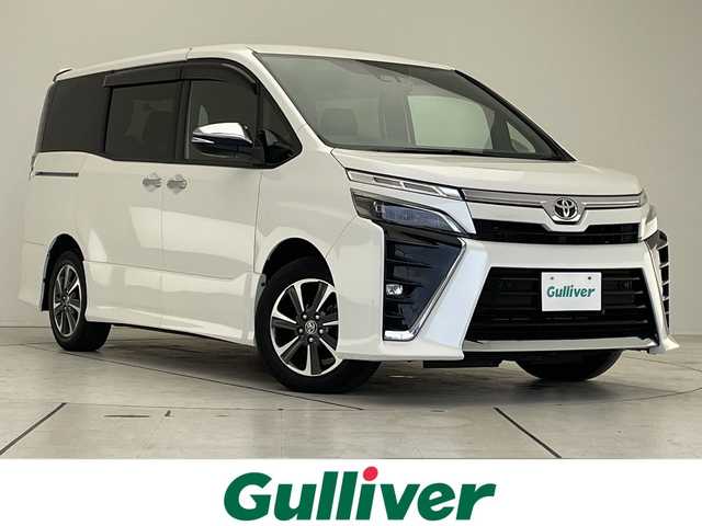 トヨタ ヴォクシー ZS 煌Ⅱ 愛知県 2020(令2)年 5.8万km ホワイトパールクリスタルシャイン トヨタセーフティセンス/ALPINE11型ナビ/両側パワースライドドア/クルーズコントロール/バックカメラ/コーナーセンサー/純正アルミホイール/LEDヘッドライト/リアオートエアコン/オートライト/ドライブレコーダー/ETC/衝突軽減システム/フルセグ/CD DVD/Bluetooth/ステアリングスイッチ/スマートキー/プッシュスタート