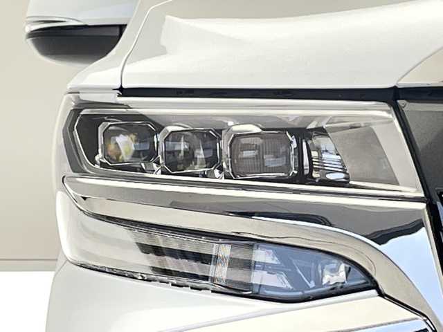 トヨタ アルファード S タイプゴールド 愛知県 2021(令3)年 4.3万km ホワイトパールクリスタルシャイン トヨタセーフティセンス/純正9型ディスプレイオーディオナビ/フリップダウンモニター/三眼LEDヘッドライト/レーダークルーズコントロール/バックカメラ/電動リアゲート/コーナーセンサー/純正アルミホイール/リアオートエアコン/オートマチックハイビーム/ドライブレコーダー/ETC/衝突軽減システム/Bluetooth/ステアリングスイッチ/スマートキー/プッシュスタート