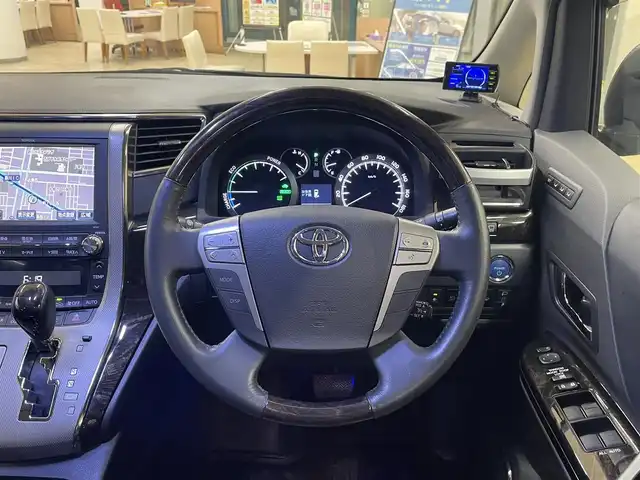 トヨタ ヴェルファイア ハイブリット ZR Gエディション 道央・札幌 2012(平24)年 4万km ブラック ・4WD/・寒冷地仕様/・純正ナビ/フルセグTV/DVD/CD/MSV/BT/・パノラミックビューモニター/・リヤフリップダウンモニター/・プレミアムサウンドシステム/・サンルーフ/・パワーバックドア/・クルーズコントロール/・両側パワースライドドア/・AC100V100W電源/・パーキングセンサー/・AFS/・ワイパーデアイサー/・ビルトインETC/・レザーシート/・前席パワーシート/・前席シートヒーター/・モデリスタマフラー/・HID/・フロントフォグ/・プッシュスタート/・スマートキー/・ドアバイザー/・電格ミラー