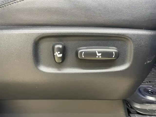 トヨタ ヴェルファイア ハイブリット ZR Gエディション 道央・札幌 2012(平24)年 4万km ブラック ・4WD/・寒冷地仕様/・純正ナビ/フルセグTV/DVD/CD/MSV/BT/・パノラミックビューモニター/・リヤフリップダウンモニター/・プレミアムサウンドシステム/・サンルーフ/・パワーバックドア/・クルーズコントロール/・両側パワースライドドア/・AC100V100W電源/・パーキングセンサー/・AFS/・ワイパーデアイサー/・ビルトインETC/・レザーシート/・前席パワーシート/・前席シートヒーター/・モデリスタマフラー/・HID/・フロントフォグ/・プッシュスタート/・スマートキー/・ドアバイザー/・電格ミラー