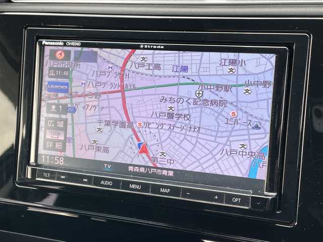 ホンダ シャトル ハイブリッド ホンダセンシング 青森県 2018(平30)年 11.3万km プラチナホワイトパール 4WD/社外SDナビ・フルセグTV/CD・DVD・Bluetooth・USB・SD/バックカメラ/ホンダセンシング/衝突軽減ブレーキ/追従クルーズコントロール/レーンキープアシスト/前方ドライブレコーダー/ワイパーデアイサー/ビルトインETC/プッシュスタート/スマートキー/LEDフォグランプ