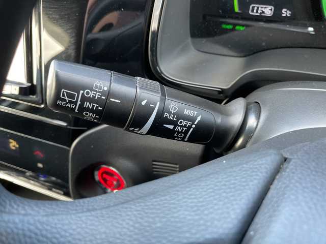 ホンダ シャトル ハイブリッド ホンダセンシング 青森県 2018(平30)年 11.3万km プラチナホワイトパール 4WD/社外SDナビ・フルセグTV/CD・DVD・Bluetooth・USB・SD/バックカメラ/ホンダセンシング/衝突軽減ブレーキ/追従クルーズコントロール/レーンキープアシスト/前方ドライブレコーダー/ワイパーデアイサー/ビルトインETC/プッシュスタート/スマートキー/LEDフォグランプ