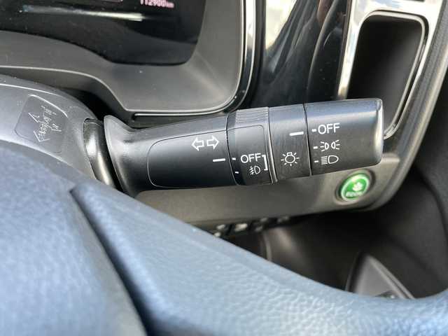 ホンダ シャトル ハイブリッド ホンダセンシング 青森県 2018(平30)年 11.3万km プラチナホワイトパール 4WD/社外SDナビ・フルセグTV/CD・DVD・Bluetooth・USB・SD/バックカメラ/ホンダセンシング/衝突軽減ブレーキ/追従クルーズコントロール/レーンキープアシスト/前方ドライブレコーダー/ワイパーデアイサー/ビルトインETC/プッシュスタート/スマートキー/LEDフォグランプ