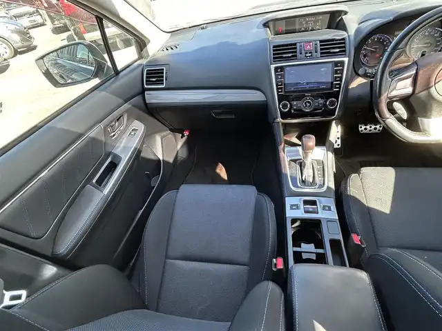 スバル レヴォーグ 1．6GT－S アイサイト 宮崎県 2015(平27)年 10.7万km クリスタルブラックシリカ /ナビ//TV/CD/DVD/Bluetooth//ETC//バックカメラ//サンルーフ//前席パワーシート//レーダークルーズコントロール//パドルシフト//純正フロアマット//純正アルミホイール//ドアバイザー//電格ウィンカーミラー//オートライト