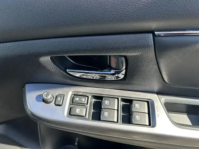 スバル レヴォーグ 1．6GT－S アイサイト 宮崎県 2015(平27)年 10.7万km クリスタルブラックシリカ /ナビ//TV/CD/DVD/Bluetooth//ETC//バックカメラ//サンルーフ//前席パワーシート//レーダークルーズコントロール//パドルシフト//純正フロアマット//純正アルミホイール//ドアバイザー//電格ウィンカーミラー//オートライト