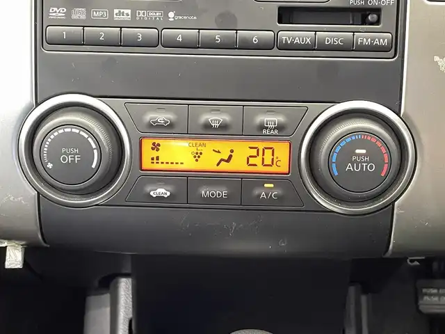 日産 ティーダ