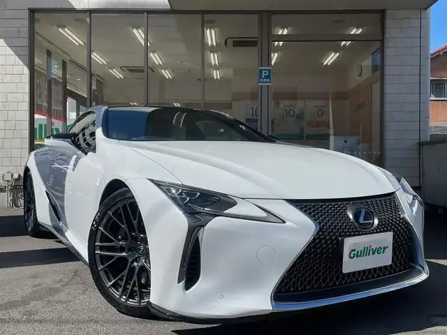 レクサス ＬＣ 500 Lパッケージ 愛知県 2017(平29)年 5.9万km ホワイトノーヴァガラスフレーク /当店買取/法人車両//マークレビンソン//純正ナビ/フルセグTV/CD/DVD/ブルートゥース/USB//バックカメラ/クリアランスソナー//レクサスセーフティシステム＋//PCS/LKA/BSM/RCTA/レーダークルーズコントロール//HUD//白革シート/オレンジ×紺色内装/アルカンターラルーフ//ガラスルーフ//純正21AW/F245/40/R21/R275/35/21//パドルシフト/ビルトインETC2.0//TVキャンセラー//保証書/スペアキー//ディーラー記録簿H30/R346年