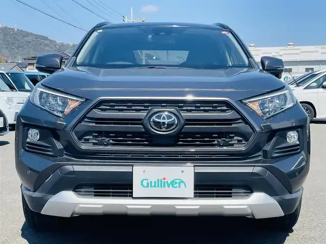 トヨタ ＲＡＶ４ アドベンチャー 宮崎県 2020(令2)年 6.5万km グレーメタリック 社外ナビ/・AM/FM/Bluetooth/HDMI/フルセグTV/バックカメラ/衝突軽減ブレーキ/コーナーセンサー/レーンキープアシスト/オートライト/オートマチックハイビーム/サンルーフ/シートヒーター/エアシート/追従型クルーズコントロール/４WD/ダウンヒルアシストコントロール/パワーウィンドウ/ハンドルヒーター/ETC