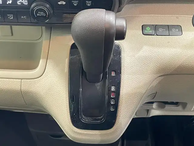 ホンダ Ｎ ＢＯＸ G ホンダセンシング 鹿児島県 2019(令1)年 2.8万km プレミアムアガットブラウンP ワンオーナー/禁煙車/バックカメラ/ビルトインETC/前方ドラレコ/KENWOODナビ/（ワンセグ/CD・DVD/AM・FM/iPod/AUX）/ホンダセンシング/・衝突被害軽減ブレーキ/・前後誤発進抑制機能/・路外逸脱抑制機能/・先行車発進お知らせ機能/・標識認識機能/・アダクティブクルーズコントロール/・レーンキープアシストシステム/・オートハイビーム/社外フロアマット/純正ドアバイザー/オートライト/ステアリングリモコン/ECON/電格ミラー/プッシュスタート/スマートキー/スペアキー