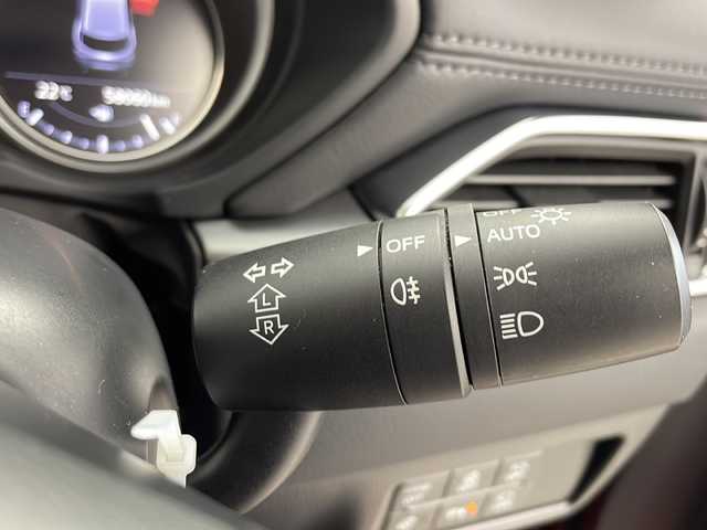 マツダ ＣＸ－８ XD プロアクティブ 千葉県 2018(平30)年 5.8万km ソウルレッドクリスタルM 禁煙車　/衝突軽減システム　/純正ナビ　/ＡＭ　ＦＭ　ＢＴ　/レーダークルーズコントロール　/ブラインドスポットモニター　/レーンキープアシスト　/コーナーセンサー　/ヘッドアップディスプレイ　/シートヒーター/ハンドルヒーター/メモリ機能付きパワーシート/バックカメラ/LEDヘッドライト/ＥＴＣ/電子パーキング/オートホールド/社外AW付きスタッドレスタイヤ/純正フロアマット/スマートキー