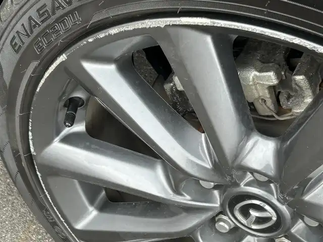 マツダ マツダ３ファストバック XD バーガンディセレクション 岡山県 2020(令2)年 9.9万km ポリメタルグレーM 純正ナビ　/ＢＳＭ　/ＳＢＳ　/バックカメラ　/シートヒーター　/衝突被害軽減システム　/横滑り防止装置　/カーテンエアバック　/オートライト　/パワーシート　/ＥＴＣ　/ＵＳＢ入力端子　/Ｂｌｕｅｔｏｏｔｈ　/ＬＥＤライト