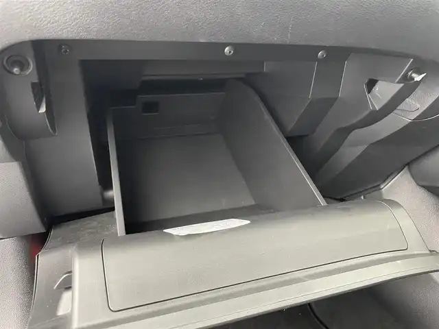 日産 ノート X FOUR 富山県 2022(令4)年 3.7万km ダークメタルグレー 4WD/純正メーカーナビ9インチ（AM/FM/BT/USB）/フルセグテレビ/プロパイロット（衝突軽減システム）/アラウンドビューカメラ（全方位）/バックカメラ/置くだけ充電/D席、N席シートヒーター/ハンドルヒーター/デジタルインナーミラー/クルーズコントロール/ハンドル支援装置/ビルトインETC/オートライト/横滑り防止措置/純正フロアマット