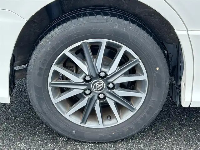 トヨタ ヴォクシー ZS 煌 奈良県 2015(平27)年 6.2万km ホワイトパールクリスタルシャイン ALPINEナビ /フルセグTV /両側パワースライドドア /バックカメラ /スマートキー /純正フロアマット /純正アルミホイール /リアサーキュレータ- /LEDヘッドライト /オートライト /盗難防止装置 /ETC