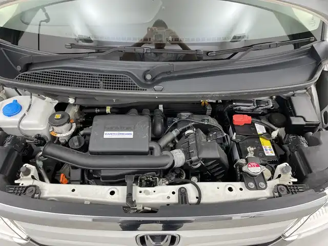 ホンダ Ｎ ＢＯＸ G L ホンダセンシング 三重県 2020(令2)年 2.9万km プラチナホワイトパール 禁煙車/純正ナビ/・AM/FM/Bluetooth/CD/フルセグ/ホンダセンシング/レーダークルーズコントロール/前席シートヒーター/バックカメラ/LEDヘッドライト/ETC/ステアリングスイッチ/オートライト/プッシュスタート/スマートキー
