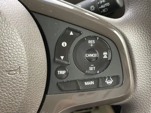 ホンダ Ｎ ＢＯＸ G L ホンダセンシング 三重県 2020(令2)年 2.9万km プラチナホワイトパール 禁煙車/純正ナビ/・AM/FM/Bluetooth/CD/フルセグ/ホンダセンシング/レーダークルーズコントロール/前席シートヒーター/バックカメラ/LEDヘッドライト/ETC/ステアリングスイッチ/オートライト/プッシュスタート/スマートキー