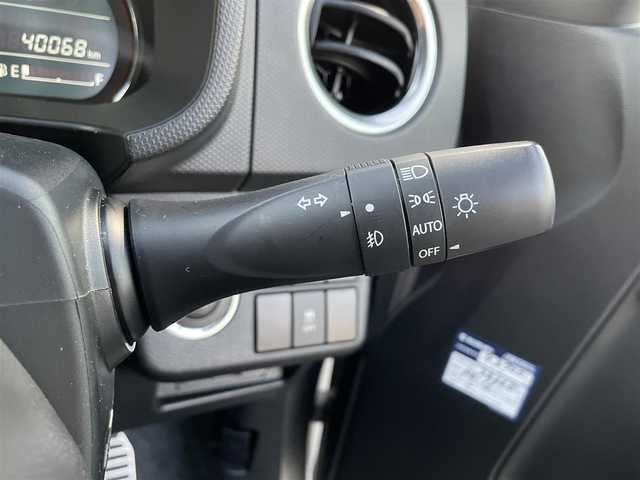 スズキ アルト ワークス 愛知県 2016(平28)年 4.1万km スチールシルバーM 純正ナビ(CN-E202Z)/・CD/・AM/FM/・ワンセグテレビ/衝突軽減ブレーキ/ETC/プッシュスタート/スマートキー/純正15インチアルミホイール/RECAROシート/キセノンヘッドライト/オートライト/ドアバイザー/純正フロアマット
