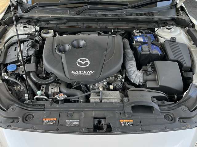 マツダ アテンザ セダン XD Lパッケージ 東京都 2013(平25)年 5.8万km スノーフレイクホワイトパールマイカ 純正ナビ【Bluetooth接続可、USB、CD、DVD、フルセグTV、iPod、AUX、HDMI】/BOSEスピーカー/レーダークルーズコントロール/バックカメラ/RVM（リアビークルモニタリングシステム）/AFS/i-stop/コーナーセンサー/衝突被害軽減システム/横滑り防止装置/純正フロアマット/純正アルミホイール/レザーシート/シートヒーター/パワーシート/パドルシフト/MTモード付AT/オートライト/盗難防止装置/ETC/ABS/WAC/Wサイドエアバッグ/ターボ/スマートキー/スペアキー1本
