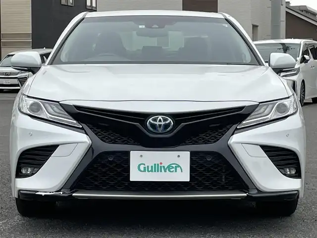 トヨタ カムリ WS 道央・札幌 2020(令2)年 8.8万km プラチナホワイトパールマイカ ４WD/寒冷地仕様/JBLプレミアムサウンドシステム/純正メーカーナビ/AM/FM/BT/フルセグ/トヨタセーフティセンス/プリクラッシュセーフティ/横滑り防止装置/レーダークルーズコントロール/レーンキープアシスト/クリアランスソナー/バックカメラ/ビルトインETC2.0/自動防眩ミラー/EVMODE/ECOMODE/NORMALMODE/SPORTMODE/D席パワーシート/ハーフレザーシート/革巻きステアリング/ステアリングリモコン/パドルシフト/電動パーキング/ブレーキホールド/MTモード付AT/プッシュスタート/スマートキー/LEDヘッドライト/オートライト/オートハイビーム/電動格納ミラー/ヒーテッドドアミラー/ウィンカーミラー/純正フロアマット/ドアバイザー/スペアキー/純正エンジンスターター