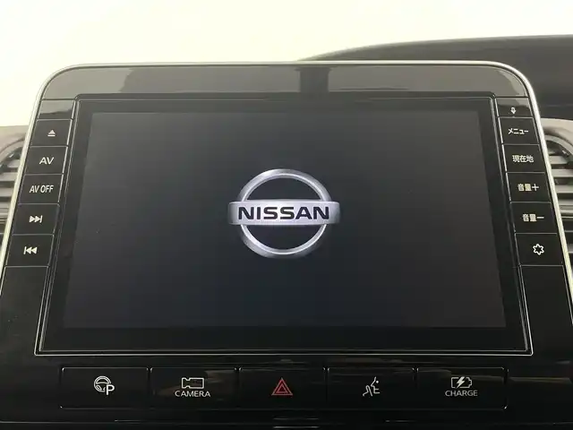 日産 セレナ e－パワー ハイウェイスター V 埼玉県 2019(令1)年 3.1万km ブリリアントホワイトパール 2トーン 禁煙車　純正１０インチナビ　１１インチ後席モニター　両側電動スライドドア　全方位カメラ　ＥＴＣ　前後ドライブレコーダー　クルーズコントロール　フルセグＴＶ　ＬＥＤヘッドライト　ＢＳＭ　衝突被害軽減