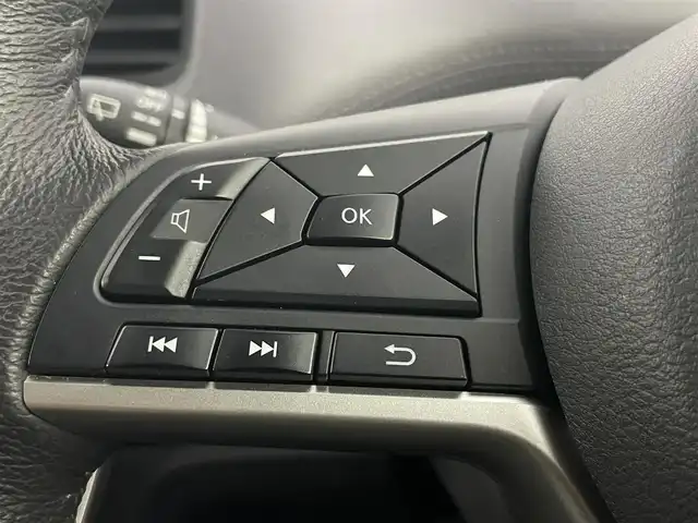 日産 セレナ e－パワー ハイウェイスター V 埼玉県 2019(令1)年 3.1万km ブリリアントホワイトパール 2トーン 禁煙車　純正１０インチナビ　１１インチ後席モニター　両側電動スライドドア　全方位カメラ　ＥＴＣ　前後ドライブレコーダー　クルーズコントロール　フルセグＴＶ　ＬＥＤヘッドライト　ＢＳＭ　衝突被害軽減