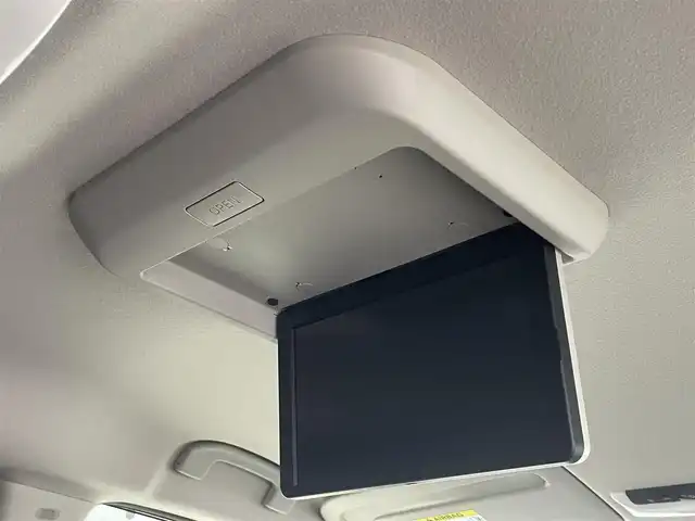 日産 セレナ e－パワー ハイウェイスター V 埼玉県 2019(令1)年 3.1万km ブリリアントホワイトパール 2トーン 禁煙車　純正１０インチナビ　１１インチ後席モニター　両側電動スライドドア　全方位カメラ　ＥＴＣ　前後ドライブレコーダー　クルーズコントロール　フルセグＴＶ　ＬＥＤヘッドライト　ＢＳＭ　衝突被害軽減