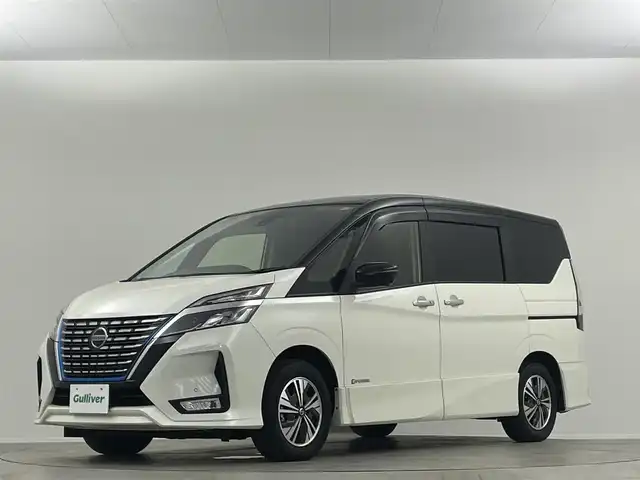 日産 セレナ e－パワー ハイウェイスター V 埼玉県 2019(令1)年 3.1万km ブリリアントホワイトパール 2トーン 禁煙車　純正１０インチナビ　１１インチ後席モニター　両側電動スライドドア　全方位カメラ　ＥＴＣ　前後ドライブレコーダー　クルーズコントロール　フルセグＴＶ　ＬＥＤヘッドライト　ＢＳＭ　衝突被害軽減
