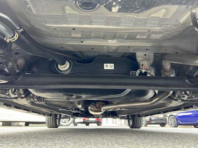 スズキ スペーシア カスタム HYBRID XS ターボ 埼玉県 2025(令7)年 0.6万km 黒 ワンオーナー/運転席エアバッグ	/助手席エアバッグ	/サイドエアバッグ	/ABS(アンチロックブレーキ)/前席シートベルトプリテンショナー	/前席シートベルトフォースリミッター/後席３点式シートベルト/サイドインパクトバー/ブレーキアシスト/衝突安全ボディー/EBD（電子制動力配分装置）	/盗難防止システム	/その他安全装備	ESP/エアコン	フルオート/パワーウィンドウ	/集中ドアロック	/ステアリングチルト機構/クルーズコントロール/本革巻きステアリング/アルミホイール	15インチ標準/分割可倒式リアシート	分割式/UVカットガラス	/プライバシーガラス	/エアコン	フルオート/パワーウィンドウ	/集中ドアロック