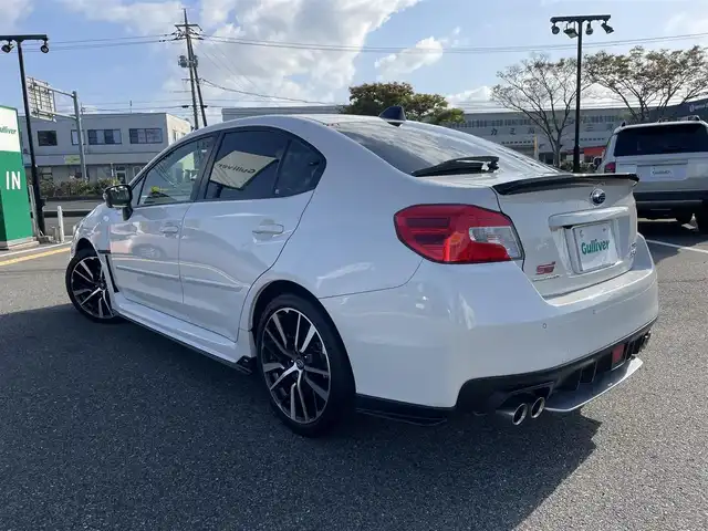 スバル ＷＲＸ Ｓ４ STIスポーツアイサイト 鳥取県 2018(平30)年 7.7万km パール ４ＷＤ・ターボ/純正８型ナビ／ＤＶＤ／ＣＤ／ＢＴ/フロント／サイド／バックカメラ/ビルトインＥＴＣ/エアロパーツ/（フロント/サイド/リヤスポイラー）/トランクスポイラー/ビルシュタインサスペンション/レカロハーフレザーシート/アイサイト/レーダークルーズコントロール/前席パワーシート/シートヒーター/LEDヘットライト/純正18インチアルミホイール/（STIスポーツR用アルミホイール）/オートライト/パドルシフト/プッシュエンジンスタート/電動パーキングブレーキ