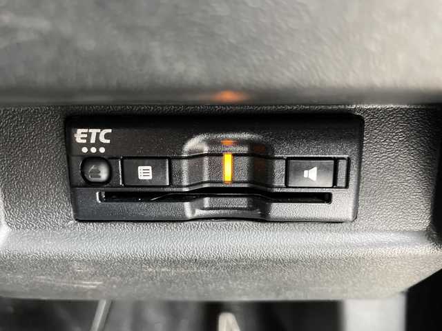 スズキ ジムニー XL 道央・札幌 2024(令6)年 0.9万km ブルーイッシュブラックパール3 ・４WD/ターボ/・スズキセーフティサポート/・衝突被害軽減ブレーキ/・純正8インチディーラーナビ/・DVD.CD.SD.BT.フルセグ/・バックカメラ /・TOYO  OPEN COUNTRYタイヤ/・LEDオートライト/オートハイビーム/・イエローフォグランプ/・運転席/助手席シートヒーター/・ビルトインETC/・スタッドレスタイヤ積込/・スマートキー/プッシュスタート