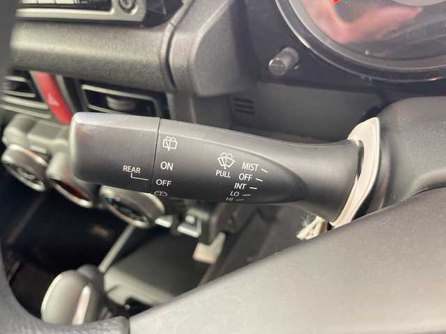 スズキ ジムニー XL 道央・札幌 2024(令6)年 0.9万km ブルーイッシュブラックパール3 ・４WD/ターボ/・スズキセーフティサポート/・衝突被害軽減ブレーキ/・純正8インチディーラーナビ/・DVD.CD.SD.BT.フルセグ/・バックカメラ /・TOYO  OPEN COUNTRYタイヤ/・LEDオートライト/オートハイビーム/・イエローフォグランプ/・運転席/助手席シートヒーター/・ビルトインETC/・スタッドレスタイヤ積込/・スマートキー/プッシュスタート