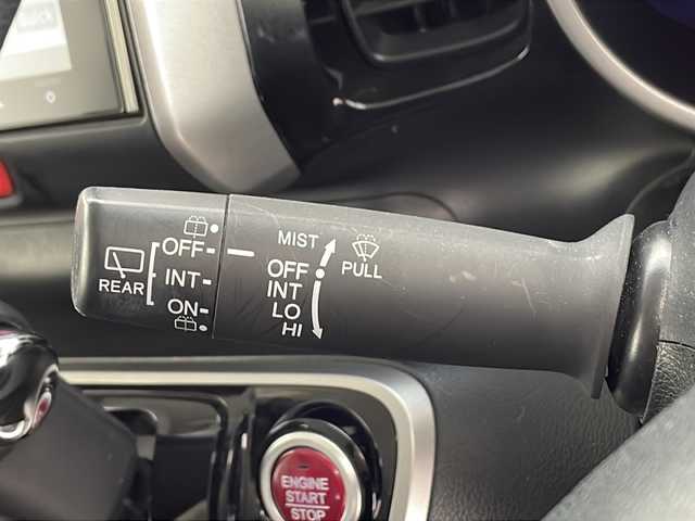 ホンダ Ｎ ＢＯＸ カスタム G SSパッケージ 神奈川県 2013(平25)年 8.5万km プレミアムホワイトパール 【(株)IDOMが運営する【じしゃロン相模原店】の自社ローン対象車両になります。こちらは現金ご利用時の価格です。自社ローンご希望の方は別途その旨お申付け下さい。】/〇　純正ナビ/〇　ワンセグテレビ/〇　Bluetooth/〇　バックカメラ/〇　アイドリングストップ/〇　ウィンカーミラー/〇　ドアバイザー/〇　プッシュスタート/〇　両側パワースライドドア/〇　HID/〇　ETC/〇　社外アルミホイール/〇　オートライト/〇　電動格納ミラー