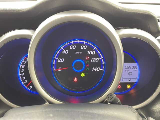 ホンダ Ｎ ＢＯＸ カスタム G SSパッケージ 神奈川県 2013(平25)年 8.5万km プレミアムホワイトパール 【(株)IDOMが運営する【じしゃロン相模原店】の自社ローン対象車両になります。こちらは現金ご利用時の価格です。自社ローンご希望の方は別途その旨お申付け下さい。】/〇　純正ナビ/〇　ワンセグテレビ/〇　Bluetooth/〇　バックカメラ/〇　アイドリングストップ/〇　ウィンカーミラー/〇　ドアバイザー/〇　プッシュスタート/〇　両側パワースライドドア/〇　HID/〇　ETC/〇　社外アルミホイール/〇　オートライト/〇　電動格納ミラー