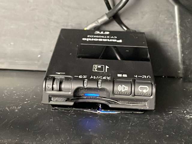 ホンダ Ｎ ＢＯＸ カスタム G SSパッケージ 神奈川県 2013(平25)年 8.5万km プレミアムホワイトパール 【(株)IDOMが運営する【じしゃロン相模原店】の自社ローン対象車両になります。こちらは現金ご利用時の価格です。自社ローンご希望の方は別途その旨お申付け下さい。】/〇　純正ナビ/〇　ワンセグテレビ/〇　Bluetooth/〇　バックカメラ/〇　アイドリングストップ/〇　ウィンカーミラー/〇　ドアバイザー/〇　プッシュスタート/〇　両側パワースライドドア/〇　HID/〇　ETC/〇　社外アルミホイール/〇　オートライト/〇　電動格納ミラー