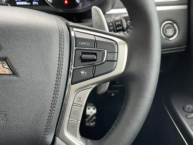 三菱 デリカＤ：５ シャモニー 東京都 2024(令6)年 0.1万km ブラックダイヤモンド Air17インチアルミホイール/BIG-X11型ナビ/ハーフレザーシート/BSM/両側パワースライドドア/純正LEDヘッドライト/パワーシート/シートヒーター/パワーバックドア/オートステップ/バックカメラ