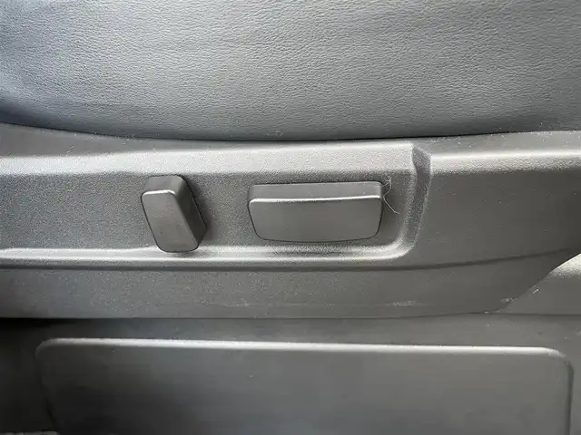 三菱 デリカＤ：５ シャモニー 東京都 2024(令6)年 0.1万km ブラックダイヤモンド Air17インチアルミホイール/BIG-X11型ナビ/ハーフレザーシート/BSM/両側パワースライドドア/純正LEDヘッドライト/パワーシート/シートヒーター/パワーバックドア/オートステップ/バックカメラ