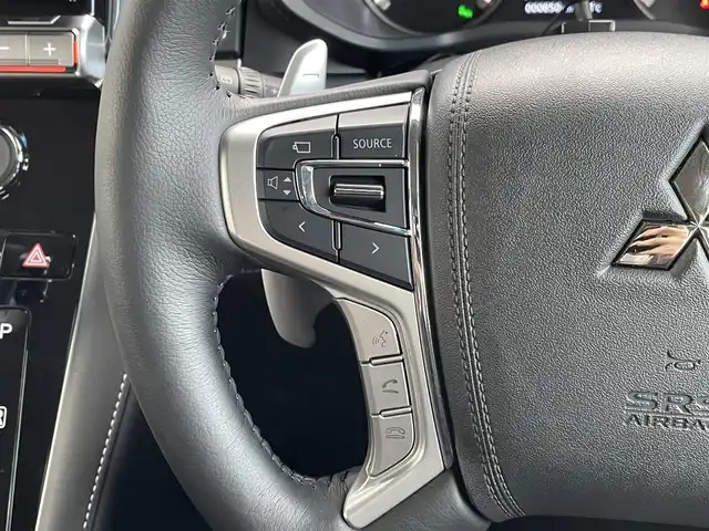 三菱 デリカＤ：５ シャモニー 東京都 2024(令6)年 0.1万km ブラックダイヤモンド Air17インチアルミホイール/BIG-X11型ナビ/ハーフレザーシート/BSM/両側パワースライドドア/純正LEDヘッドライト/パワーシート/シートヒーター/パワーバックドア/オートステップ/バックカメラ