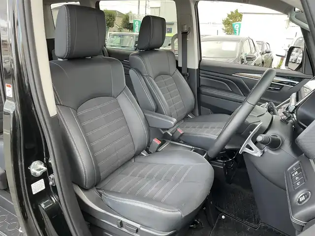 三菱 デリカＤ：５ シャモニー 東京都 2024(令6)年 0.1万km ブラックダイヤモンド Air17インチアルミホイール/BIG-X11型ナビ/ハーフレザーシート/BSM/両側パワースライドドア/純正LEDヘッドライト/パワーシート/シートヒーター/パワーバックドア/オートステップ/バックカメラ