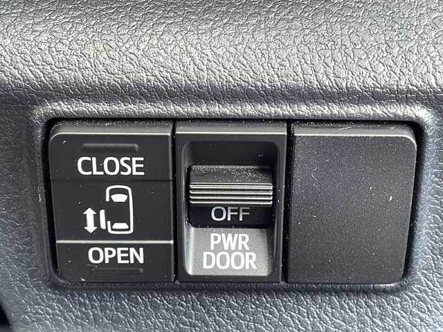 トヨタ シエンタ X 福島県 2019(令1)年 3.7万km ブラックマイカ 4WD 純正ナビ フルセグTV Bluetooth バックカメラ 左側パワースライドドア ドライブレコーダー 社外アルミホイール 3列目シート 横滑り防止装置 フロアマット ドアバイザー